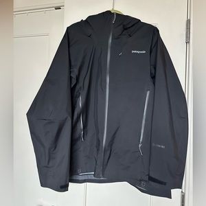 Patagonia women’s shell gore-tex black XL